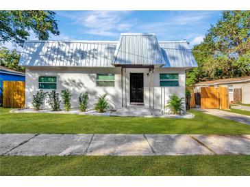 Photo one of 610 Woodlawn St Clearwater FL 33756 | MLS W7866589