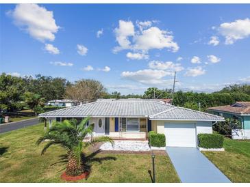 Photo one of 2320 Rutland Ln Clearwater FL 33763 | MLS W7869337