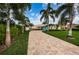 Image 4 of 98: 3943 Fontainebleau Dr, Tampa
