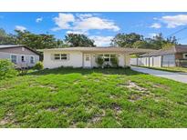 Charming single story home with a spacious front yard at 5315 24Th St W, Bradenton, FL 34207