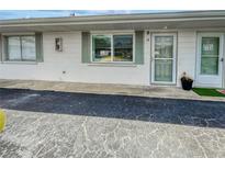 Inviting exterior with a welcoming entrance at 525 Manatee Ct # 14, Venice, FL 34285