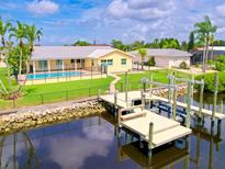 Waterfront home with private dock and pool at 916 Eagle Ln, Apollo Beach, FL 33572