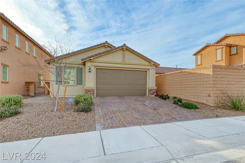 Photo one of 5729 Orchid Point St North Las Vegas NV 89081 | MLS 2562342