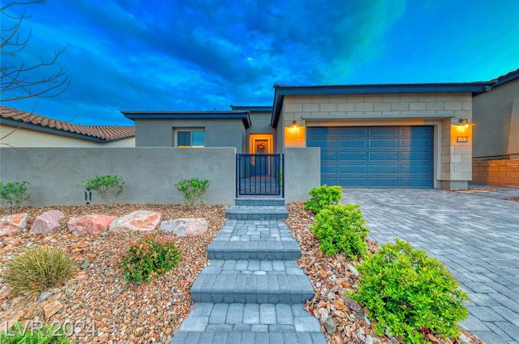 Photo one of 35 Autumn Palm Ave Henderson NV 89011 | MLS 2569422