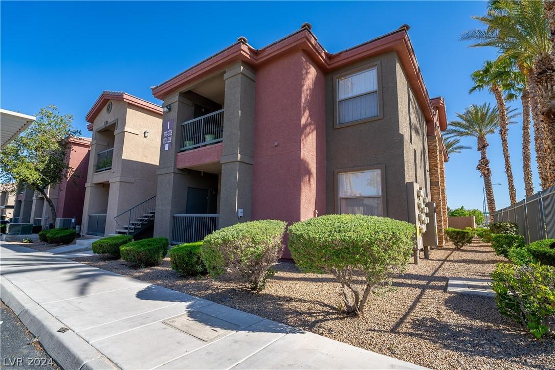 Photo one of 8000 Badura Ave # 1001 Las Vegas NV 89113 | MLS 2576302