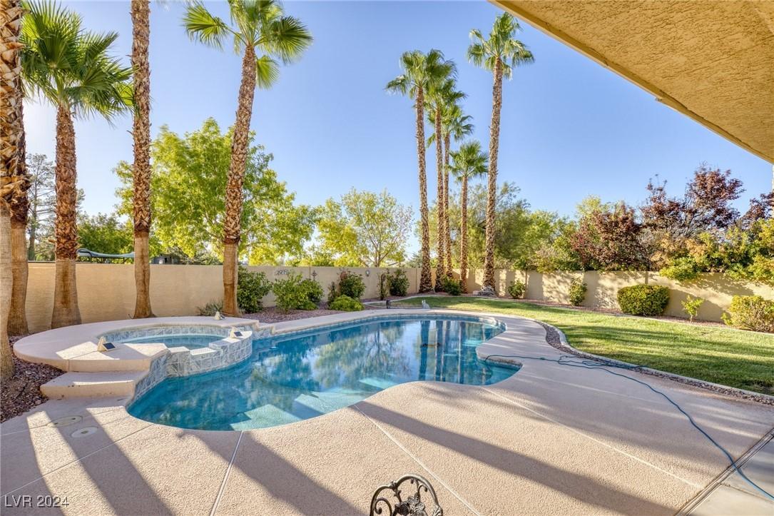 Photo one of 1002 Prestige Meadows Pl Henderson NV 89052 | MLS 2609594