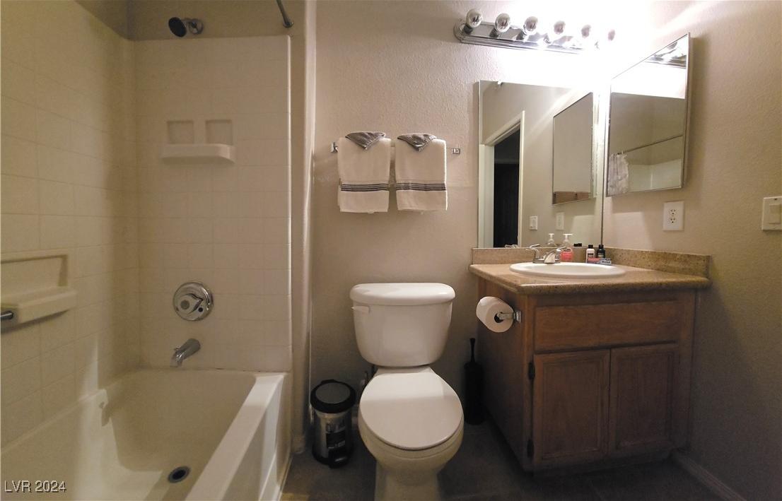 Photo #11
