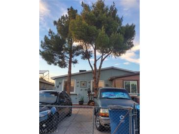 Photo one of 4456 Cool Valley Dr Las Vegas NV 89110 | MLS 2576606