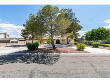 Photo one of 6327 Concho Ln Las Vegas NV 89146 | MLS 2612042