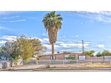 Photo one of 3205 Stanley Ave North Las Vegas NV 89030 | MLS 2629527