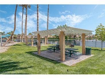 Lakeside community with picnic tables and pergola at 3151 Soaring Gulls Dr # 1168, Las Vegas, NV 89128