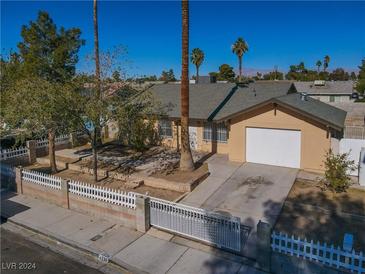 Photo one of 4936 Currie Dr Las Vegas NV 89110 | MLS 2632918